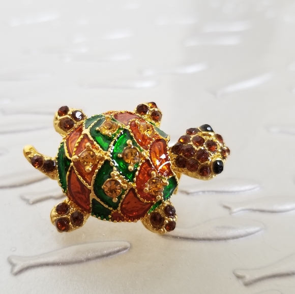 NWT-  💥*2/$20 Bejeweled Sea Turtle Brooch Pin - Picture 7 of 10